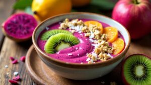 Pitaya-Kiwi Smoothie Bowl